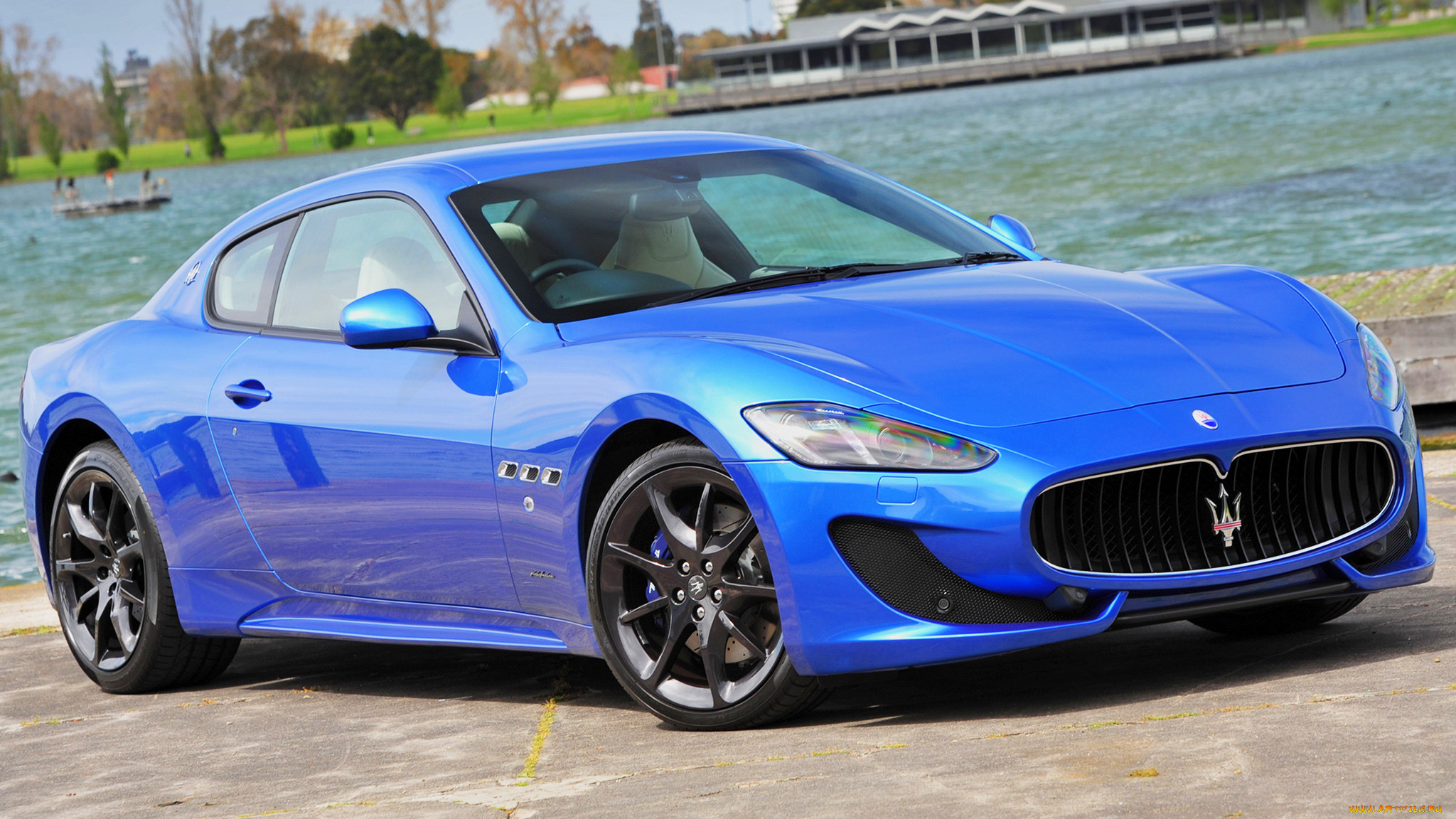 2012 Maserati GRANTURISMO Sport